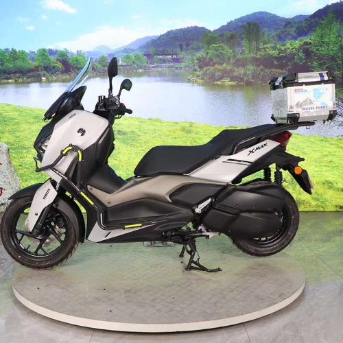 Yamaha XMAX 300cc